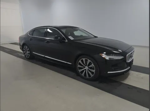More photos of 2023 Volvo S90 B6 Plus at Dream Work Automotive, NC