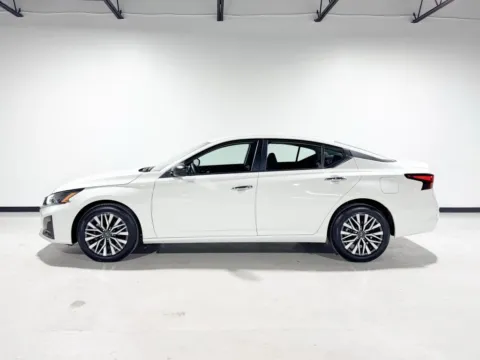 More photos of 2025 Nissan Altima 2.5 SV at Dream Work Automotive, NC