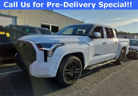 White 2022 Toyota Tundra SR5 for sale in Charlotte, NC