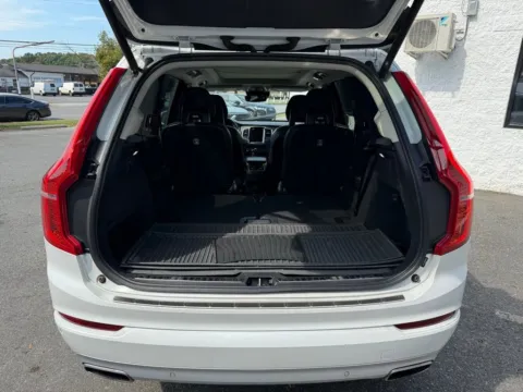 More photos of 2020 Volvo XC90 T6 Momentum at Dream Work Automotive, NC