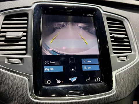More photos of 2020 Volvo XC90 T6 Momentum at Dream Work Automotive, NC