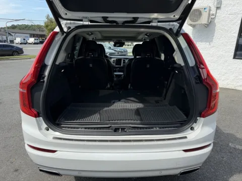 More photos of 2020 Volvo XC90 T6 Momentum at Dream Work Automotive, NC