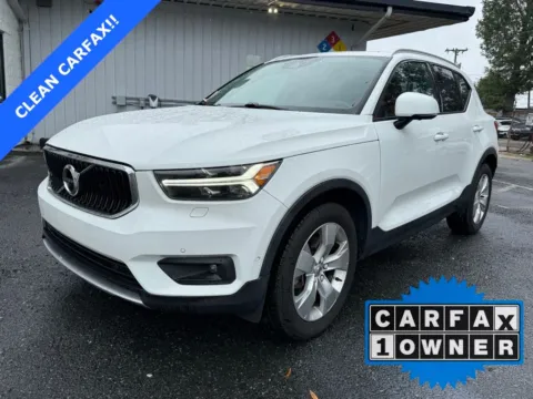 White 2019 Volvo XC40 Momentum for sale in Charlotte, NC
