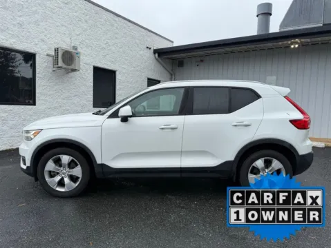 Photos of 2019 Volvo XC40 Momentum for sale in Charlotte, NC at Dream Work Automotive
