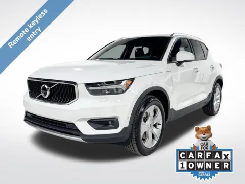 White 2019 Volvo XC40 Momentum for sale in Charlotte, NC