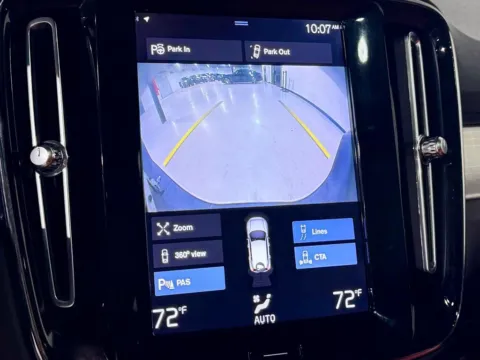 More photos of 2019 Volvo XC40 Momentum at Dream Work Automotive, NC
