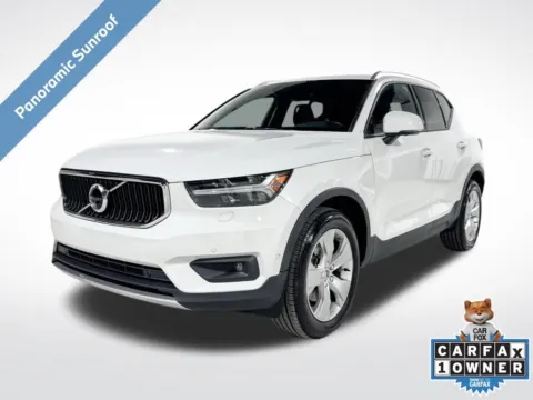 White 2019 Volvo XC40 Momentum for sale in Charlotte, NC