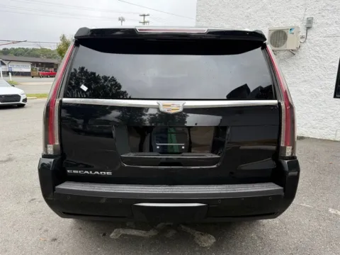 More photos of 2016 Cadillac Escalade Platinum Edition at Dream Work Automotive, NC