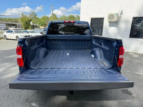 More photos of 2017 GMC Sierra 1500 SLE at Dream Work Automotive, NC