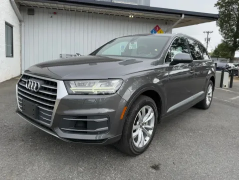 Gray 2019 Audi Q7 55 Premium Plus for sale in Charlotte, NC