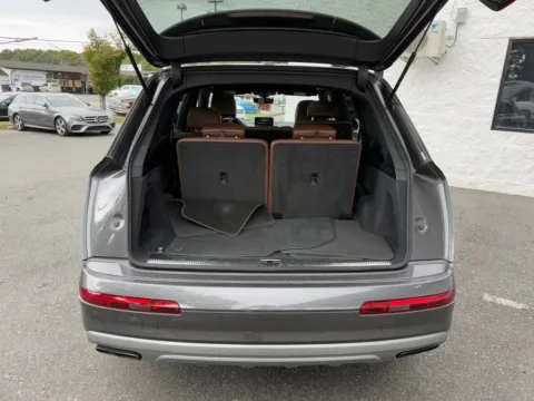 More photos of 2019 Audi Q7 55 Premium Plus at Dream Work Automotive, NC
