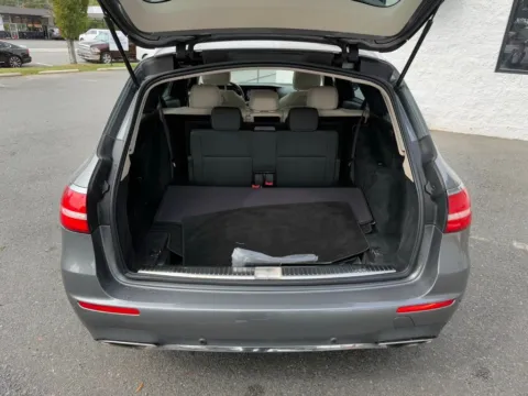 More photos of 2018 Mercedes-Benz E-Class E 400 at Dream Work Automotive, NC
