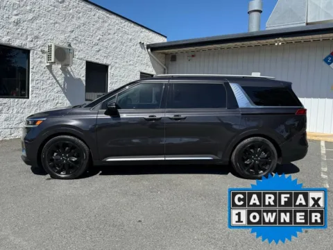 Photos of 2022 Kia Carnival SX Prestige for sale in Charlotte, NC at Dream Work Automotive