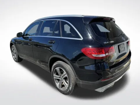 More photos of 2018 Mercedes-Benz GLC 300 at Dream Work Automotive, NC