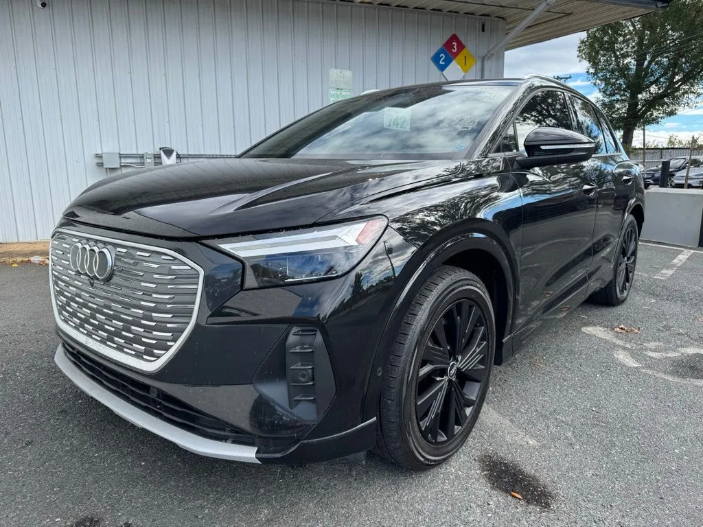 2023 Audi Q4 e-tron Premium Plus