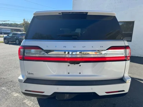 More photos of 2019 Lincoln Navigator Reserve at Dream Work Automotive, NC