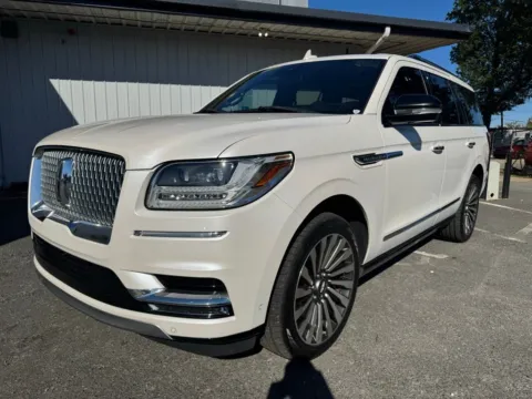 White 2019 Lincoln Navigator Reserve for sale in Charlotte, NC