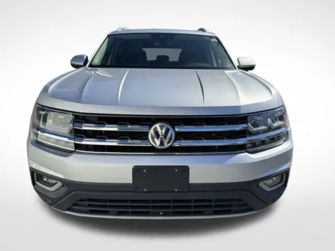 More photos of 2018 Volkswagen Atlas SEL Premium at Dream Work Automotive, NC