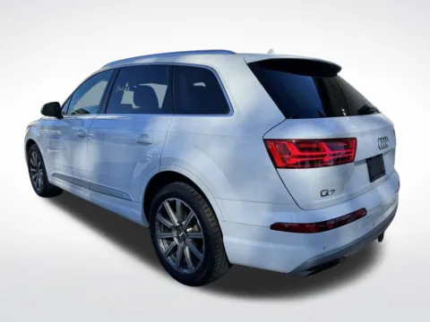 More photos of 2018 Audi Q7 3.0T Prestige at Dream Work Automotive, NC