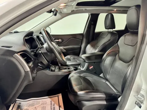 Another view of 2022 Jeep Cherokee Latitude Lux for sale in Charlotte, NC at Dream Work Automotive