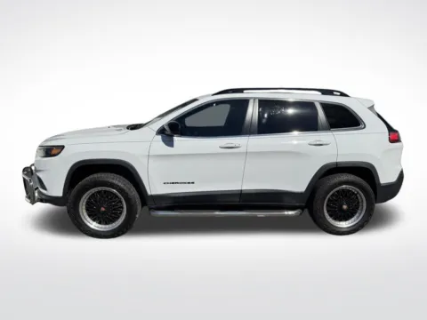 Another view of 2022 Jeep Cherokee Latitude Lux for sale in Charlotte, NC at Dream Work Automotive