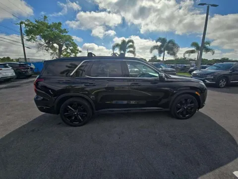 More photos of 2023 Hyundai Palisade XRT at Dream Work Automotive, NC