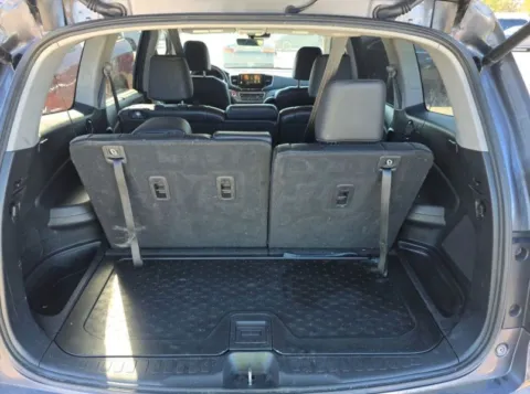 More photos of 2020 Honda Pilot EX-L at Dream Work Automotive, NC