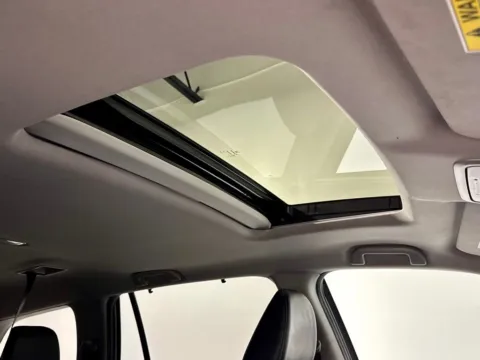 More photos of 2020 Honda Pilot EX-L at Dream Work Automotive, NC