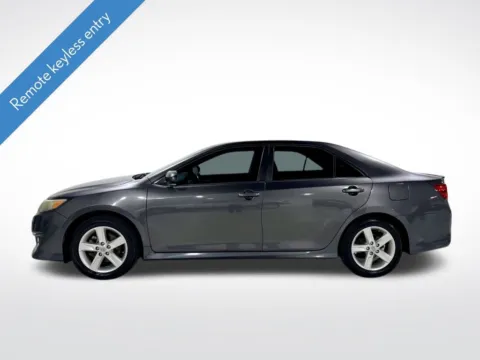 More photos of 2013 Toyota Camry SE at Dream Work Automotive, NC