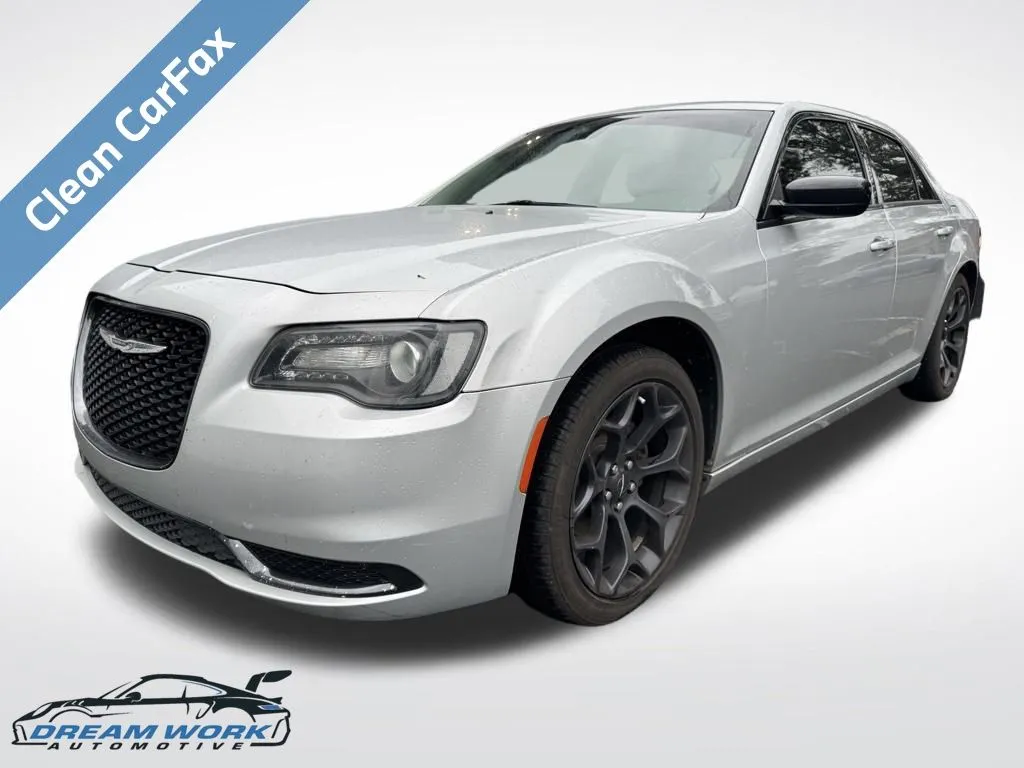 2019 Chrysler 300