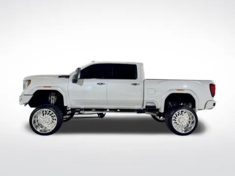 More photos of 2021 GMC Sierra 2500HD Denali at Dream Work Automotive, NC