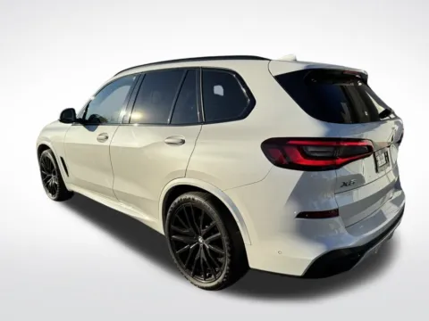 More photos of 2022 BMW X5 sDrive40i at Dream Work Automotive, NC