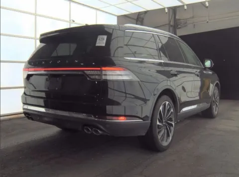 More photos of 2020 Lincoln Aviator Reserve at Dream Work Automotive, NC