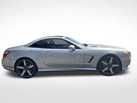 More photos of 2013 Mercedes-Benz SL-Class SL 550 at Dream Work Automotive, NC