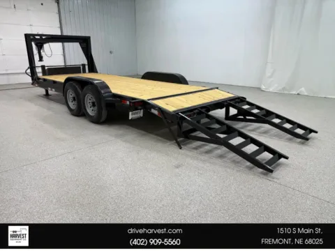 Another view of 2025 BULLDOG TRAILERS GOOSENECK 7x20 14K EQUIPMENT DOVE for sale in Fremont, NE at Harvest Equipment Co.