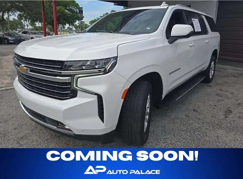 White 2023 CHEVROLET SUBURBAN 1500 LT KBB VALUE 46K WOW for sale in Columbus, OH