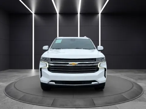 Photos of 2023 CHEVROLET SUBURBAN 1500 LT KBB VALUE 46K WOW for sale in Columbus, OH at Auto Palace