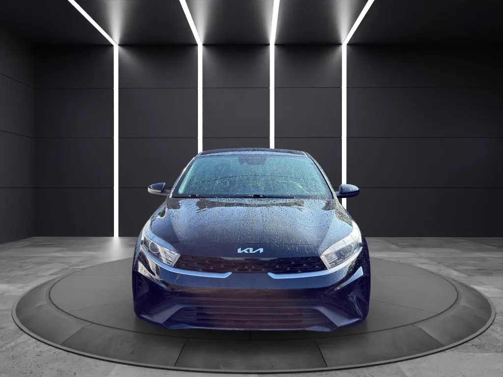 Black 2023 KIA FORTE LX for sale in Columbus, OH