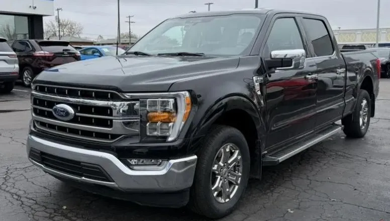 Black 2023 FORD F-150 LARIAT KBB VALUE 45K WOW for sale in Columbus, OH