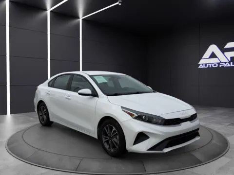 White 2022 KIA FORTE LXS LOWEST PRICE AROUND for sale in Columbus, OH