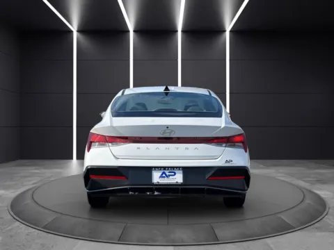 More photos of 2024 HYUNDAI ELANTRA SEL KBB VALUE 16K WOW at Auto Palace, OH