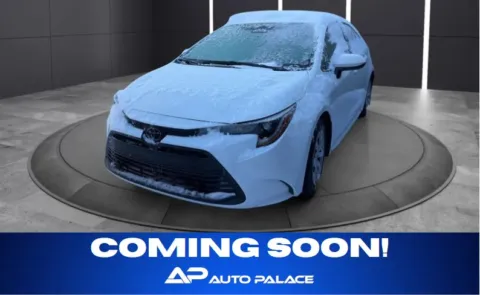 White 2024 TOYOTA COROLLA LE for sale in Columbus, OH