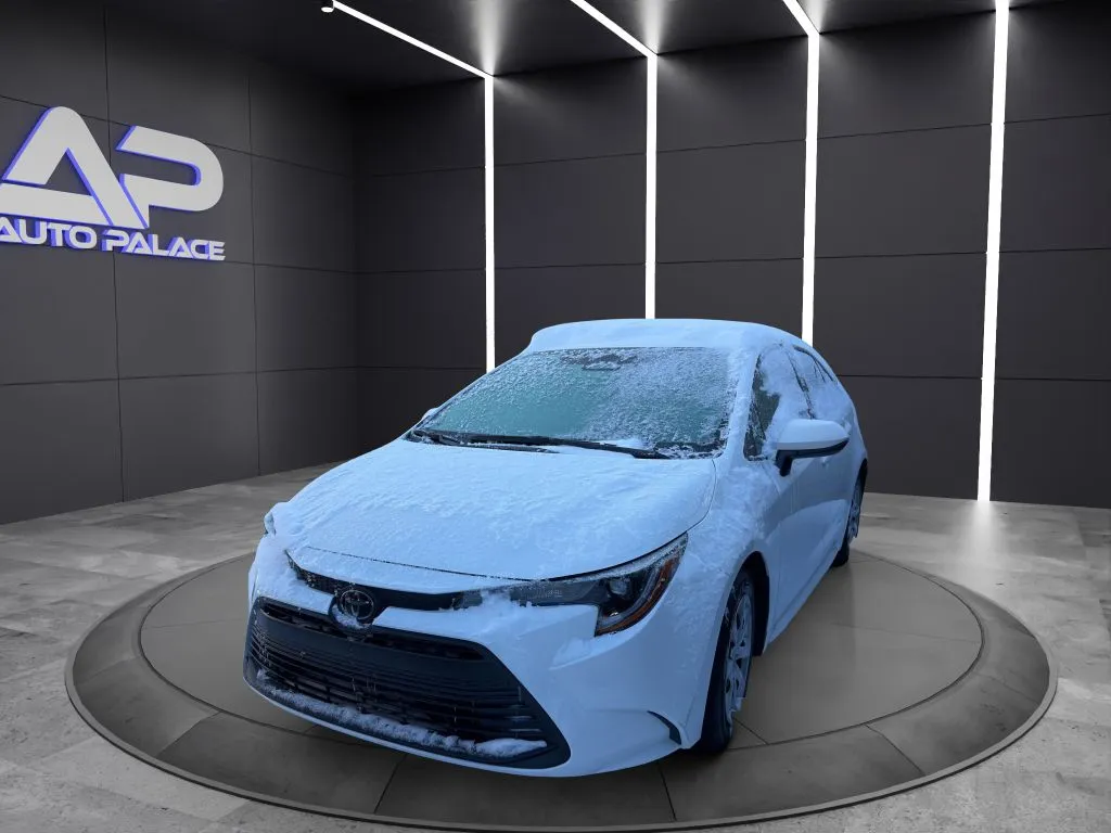 White 2024 TOYOTA COROLLA LE for sale in Columbus, OH