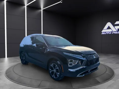 Photos of 2022 MITSUBISHI ECLIPSE CROSS SE for sale in Columbus, OH at Auto Palace