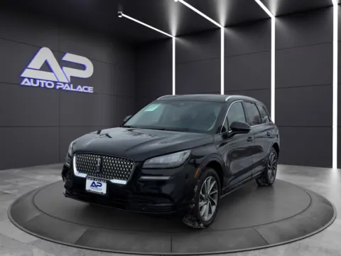 Black 2022 LINCOLN CORSAIR GRAND TOURING KBB VALUE 27K for sale in Columbus, OH