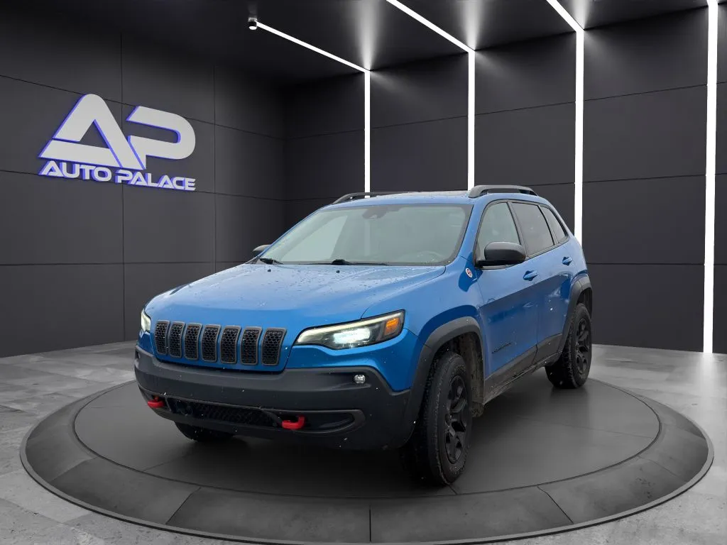 Blue 2019 JEEP CHEROKEE TRAILHAWK KBB VALUE 16K WOW for sale in Columbus, OH