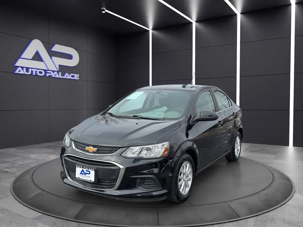Black 2020 CHEVROLET SONIC LT KBB VALUE 13K WOW for sale in Columbus, OH