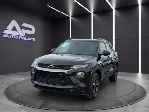 Black 2023 CHEVROLET TRAILBLAZER RS KBB VALUE 24K WOW for sale in Columbus, OH