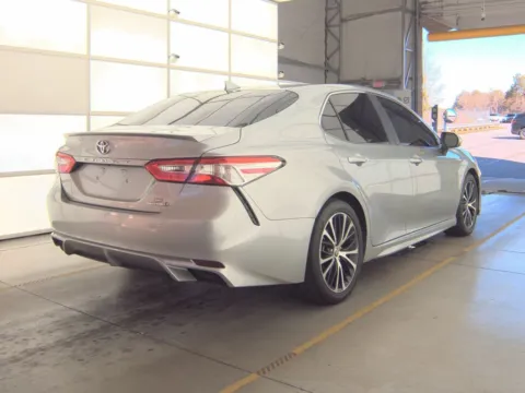 Photos of 2020 TOYOTA CAMRY SE for sale in Columbus, OH at Auto Palace