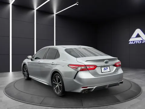 More photos of 2020 TOYOTA CAMRY HYBRID SE KBB VALUE 18K WOW at Auto Palace, OH